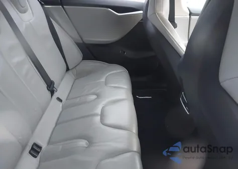 2013 Tesla Model S from USA, damaged, VIN 5YJSA1DP6DFP04116